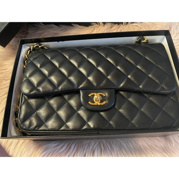 100% Authentic CHANEL Quilted Double Flap Jumbo Lambskin Black Shoulder Bag - Picture 6 of 16